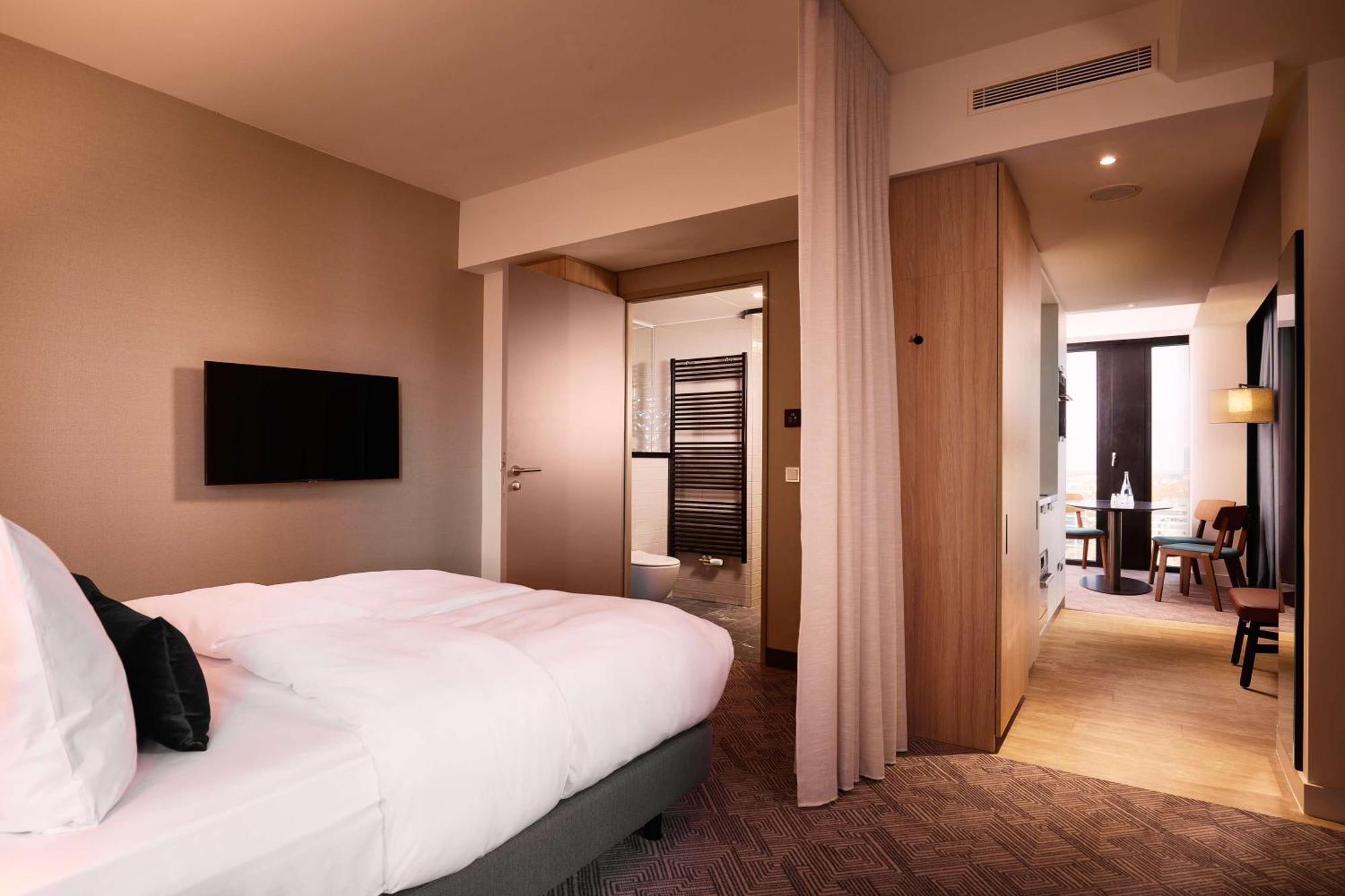 Adina Apartment Hotel ميونيخ المظهر الخارجي الصورة