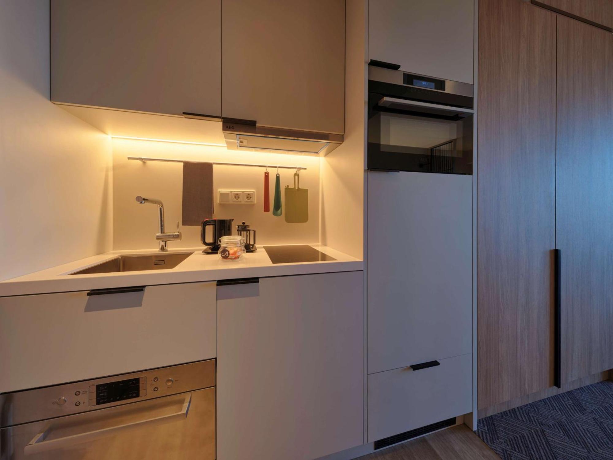 Adina Apartment Hotel ميونيخ المظهر الخارجي الصورة