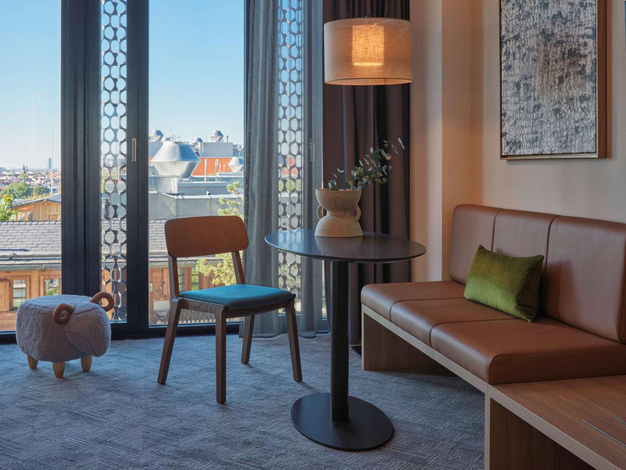 Adina Apartment Hotel ميونيخ المظهر الخارجي الصورة
